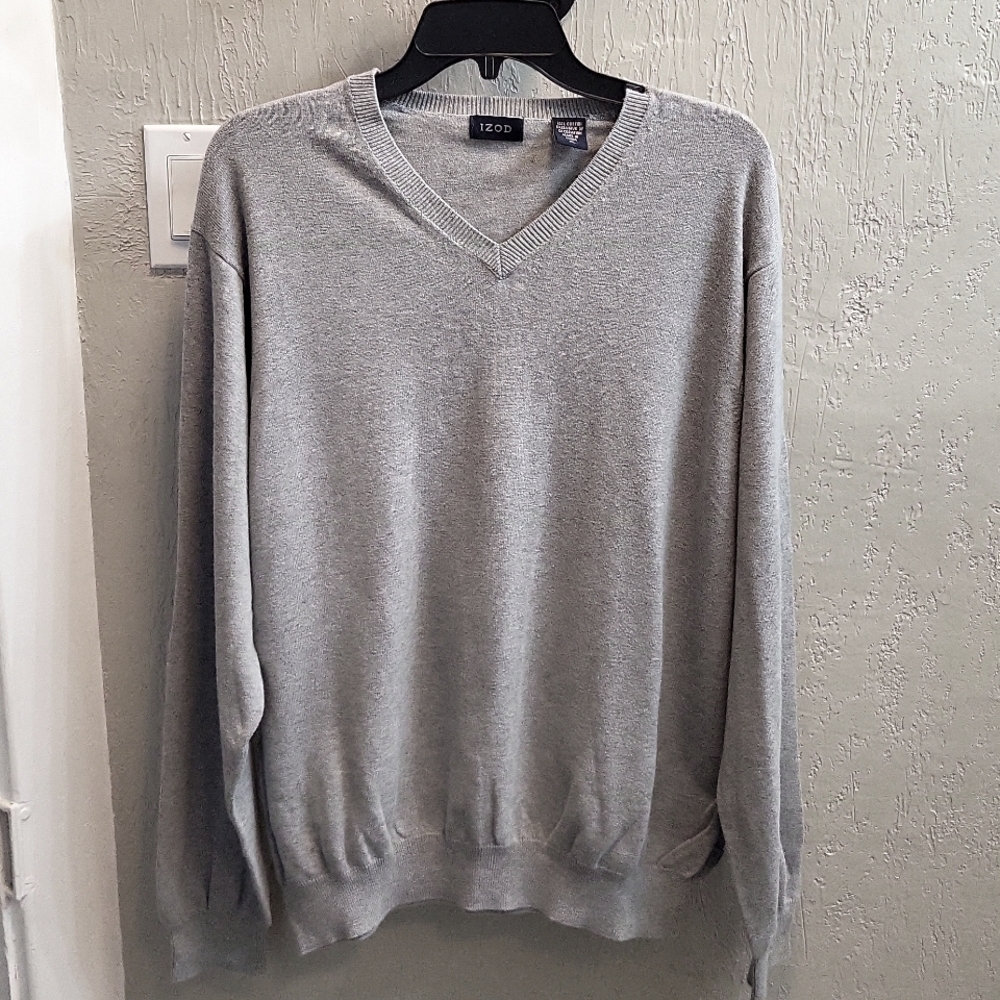 Izod Grey V Neck Lightweight Sweater